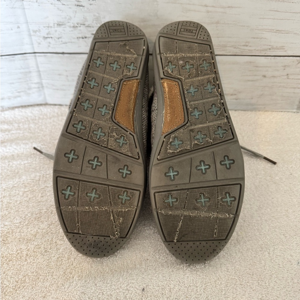 Vintage Toms Shearling Boots - Picture 5 of 7